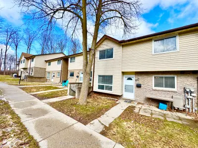 Condo Townhouse in Waterloo