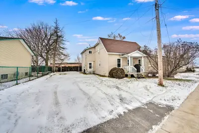 125 & 127 Laurier Street, Casselman, On K0a 1m0