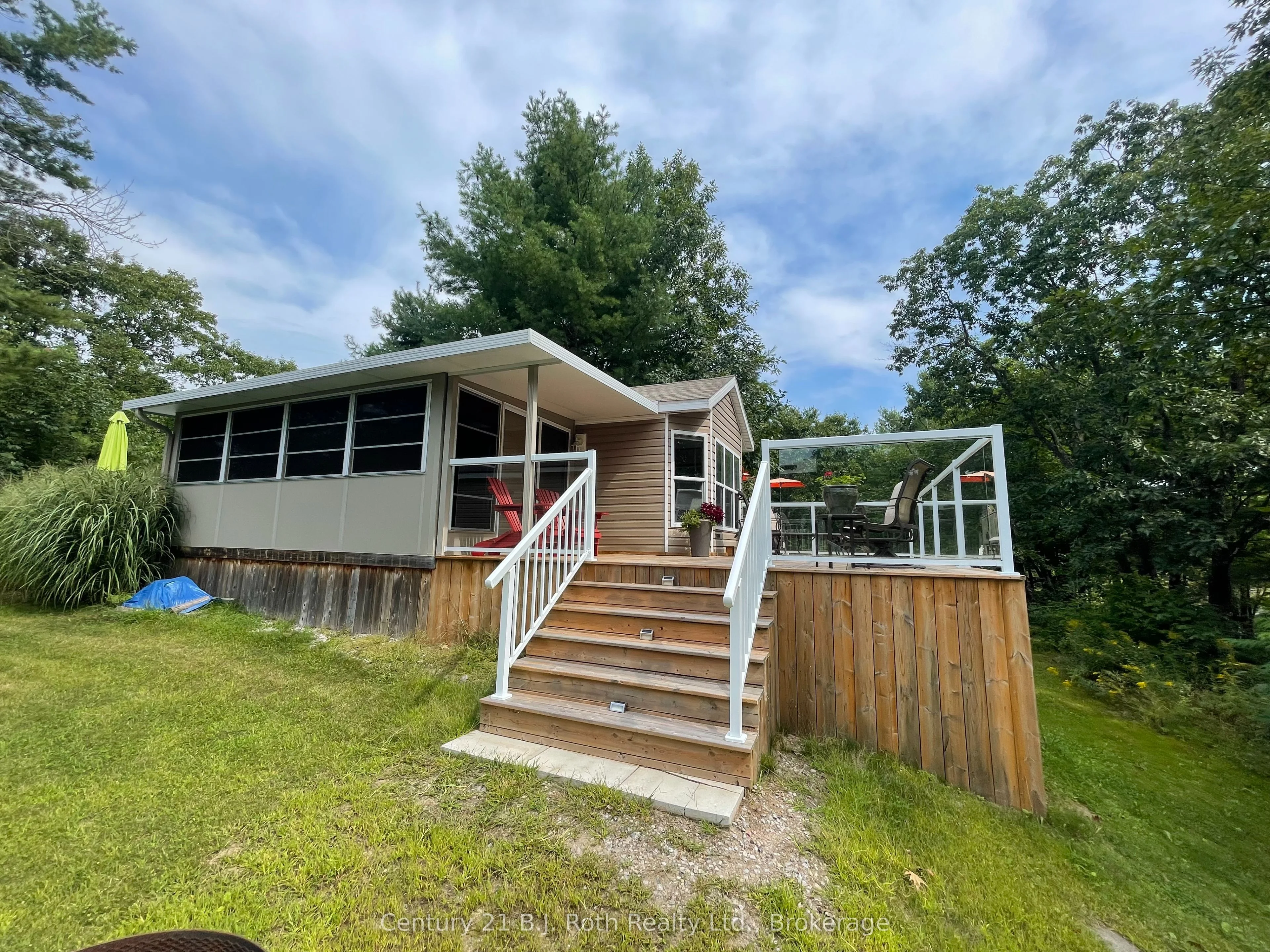 1336 SOUTH MORRISON LAKE Road 3 Morrison Creek, Gravenhurst, ON P0E 1G0