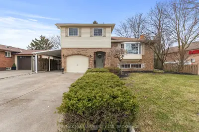 Detached in Welland