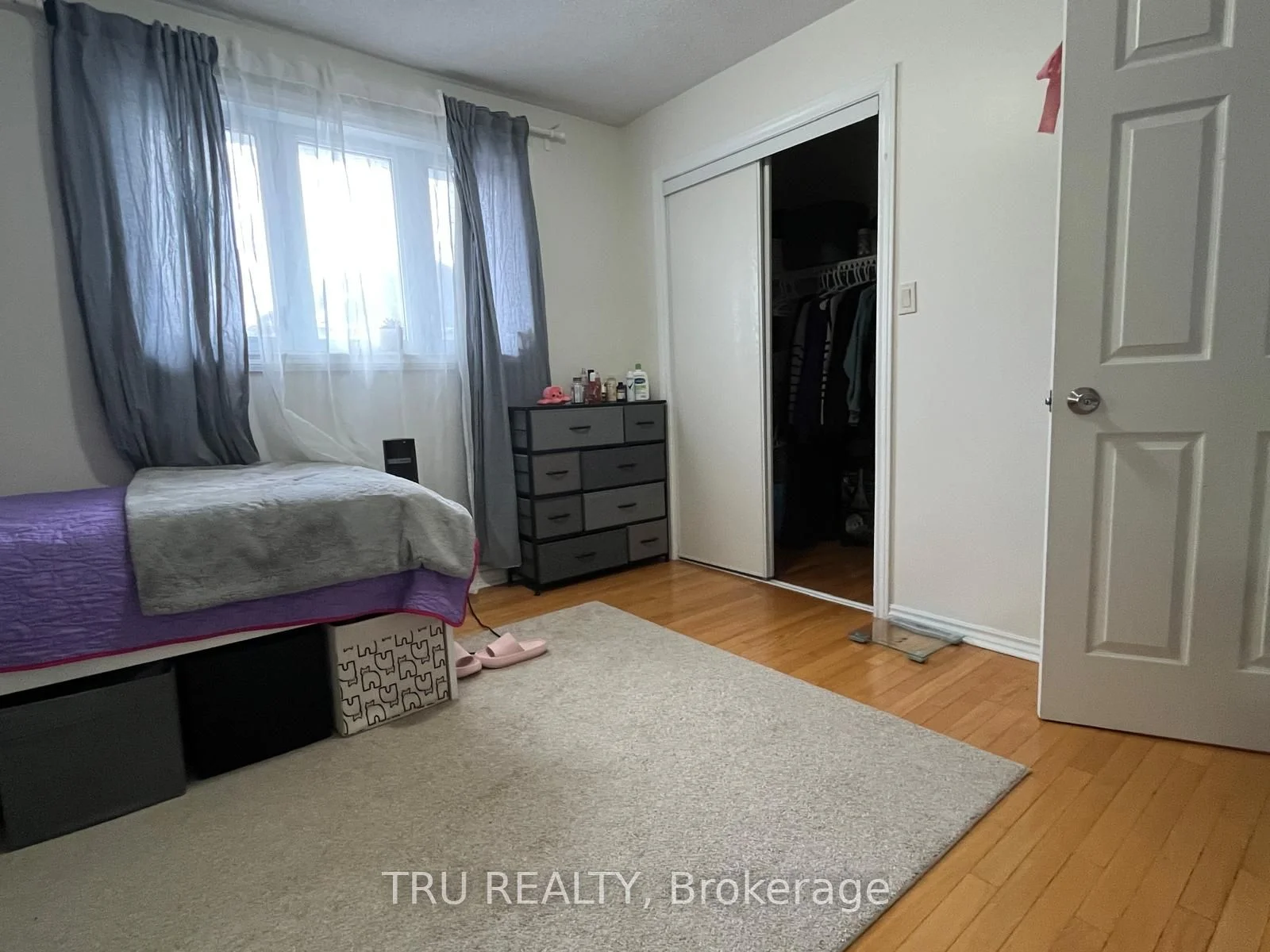5 Pender Street, Meadowlands - Crestview and Area, ON K2G 1J6