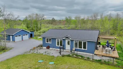 Detached in Frontenac