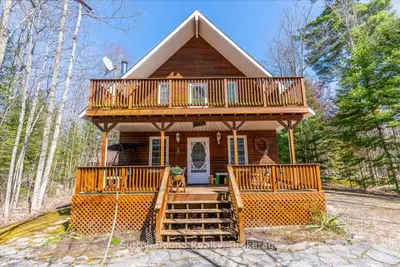 Detached in South Bruce Peninsula