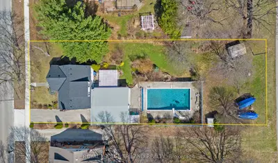 Detached in West Elgin
