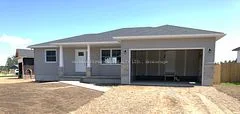 20 Durant Street, Petawawa, ON K8H 0H3