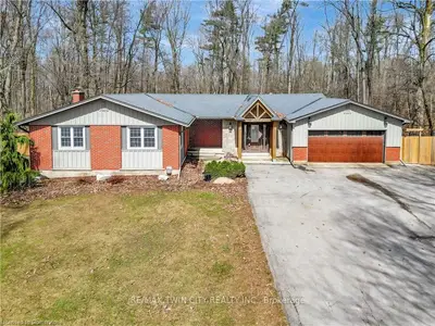 Detached in North Dumfries