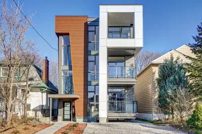 9 Gilchrist Avenue 2, Tunneys Pasture And Ottawa West, On K1y 0m7