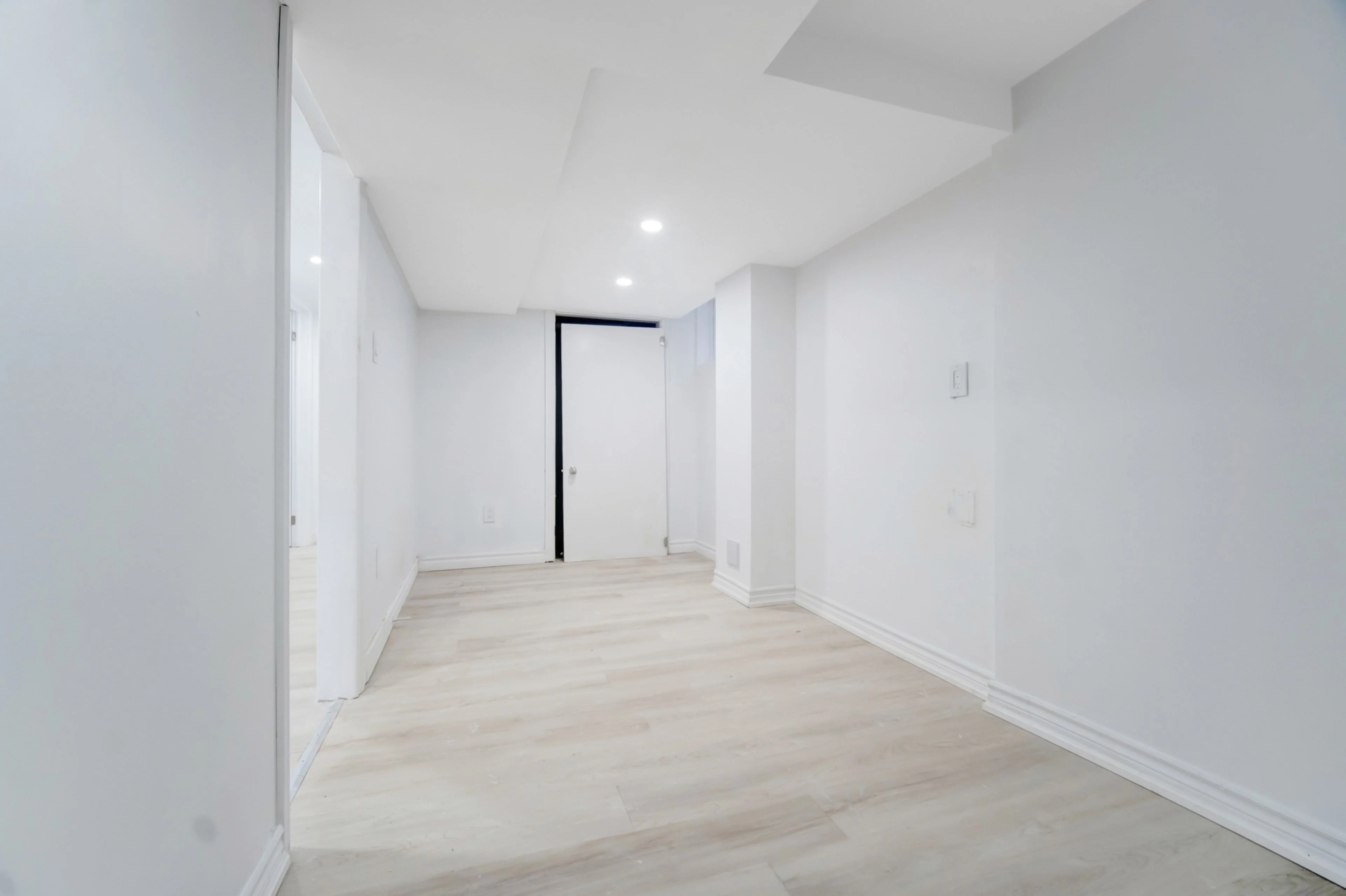 29 Court Lane, London East, On N5w 5m6