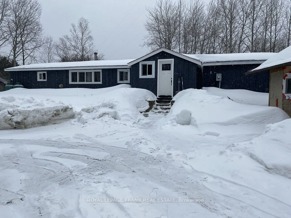 1087 Airport Road, Hastings Highlands, ON K0L 1C0