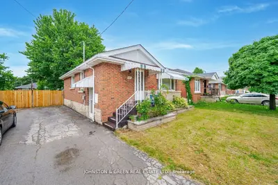 Detached in Hamilton
