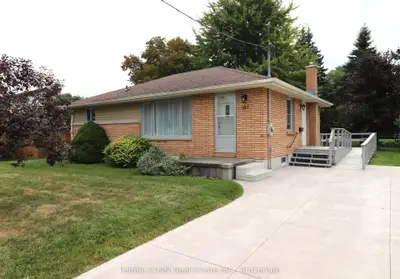 Detached in Goderich