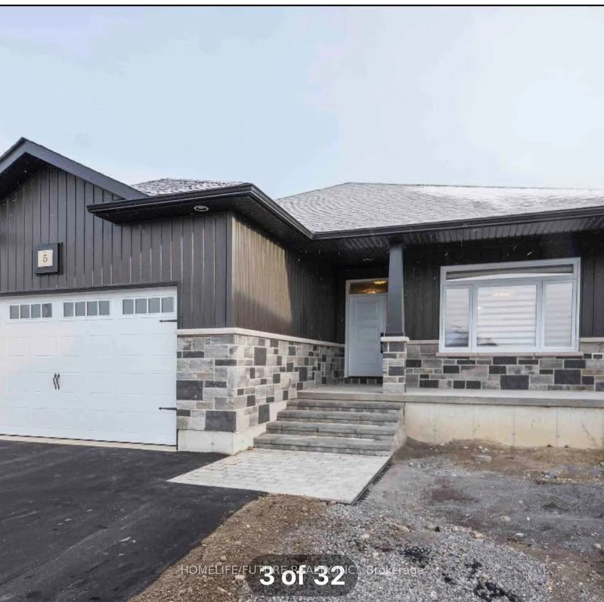 Detached in Quinte West