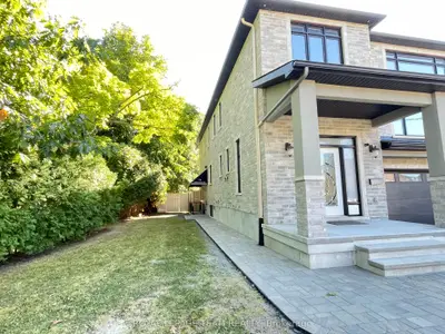 Detached in Country Place - Pineglen - Crestview and Area