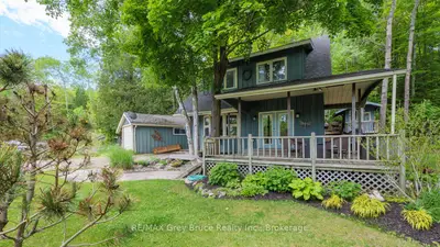 Detached in Northern Bruce Peninsula