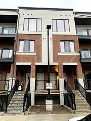 25 Isherwood Avenue W 92, Cambridge, On N1r 0e2