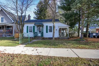 67 Water Street, Aylmer, On N5h 1h1