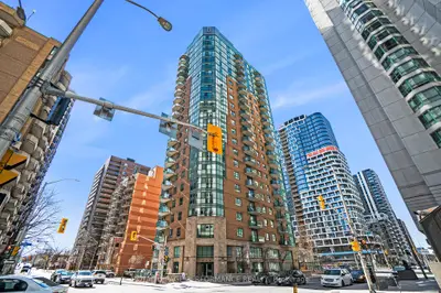 Condo Apartment in Ottawa Centre