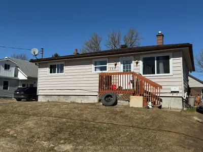 649 Roy Street W, Laurentian Valley, On K8a 6s4