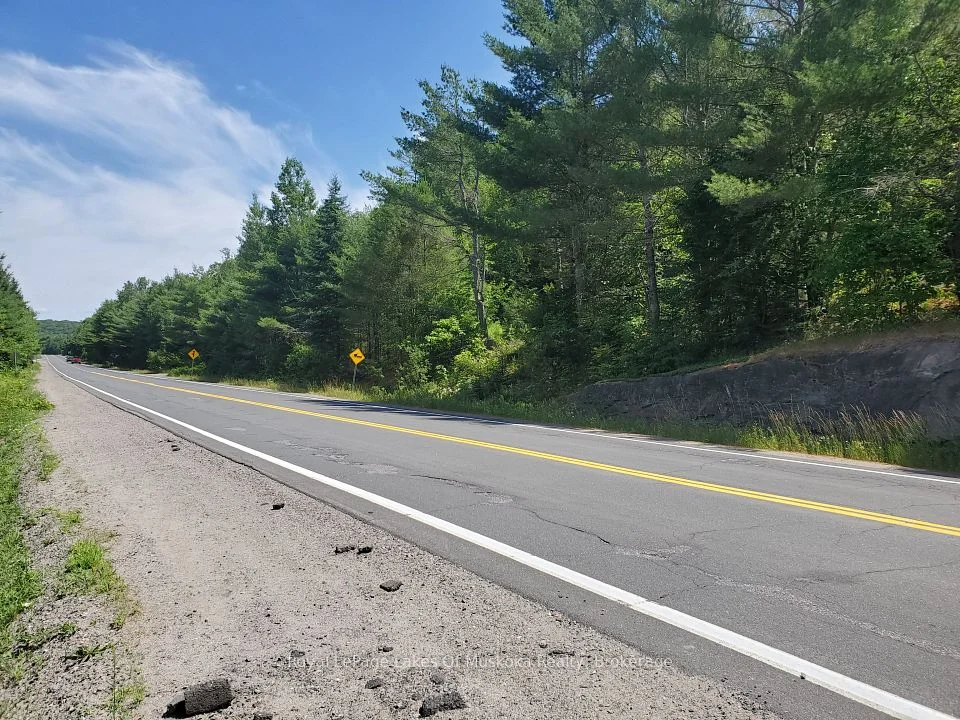 2750 Muskoka 117 Road, Lake of Bays, ON P0B 1A0