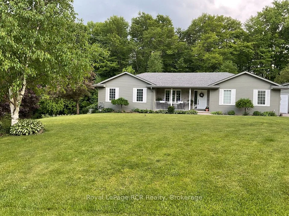 107 MAPLE RIDGE Crescent, Georgian Bluffs, ON N4K 5N4