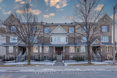 Condo Apartment in Barrhaven