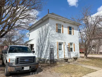190 Tasse Avenue, Renfrew, On K7v 3w5