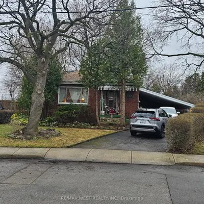 Detached in Hamilton