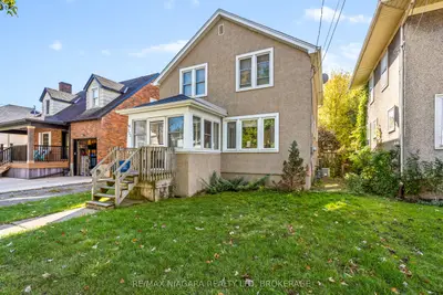222 Alexandra Street, Port Colborne, On L3k 2y8