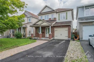 Detached in Barrhaven