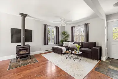 35 Todholm Drive, Muskoka Lakes, On P0b 1j0