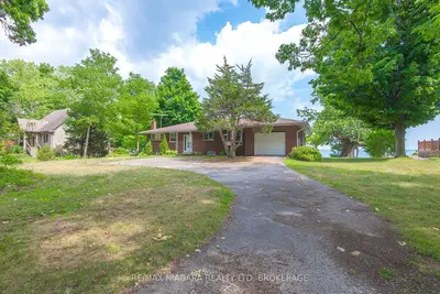 Detached in Wainfleet