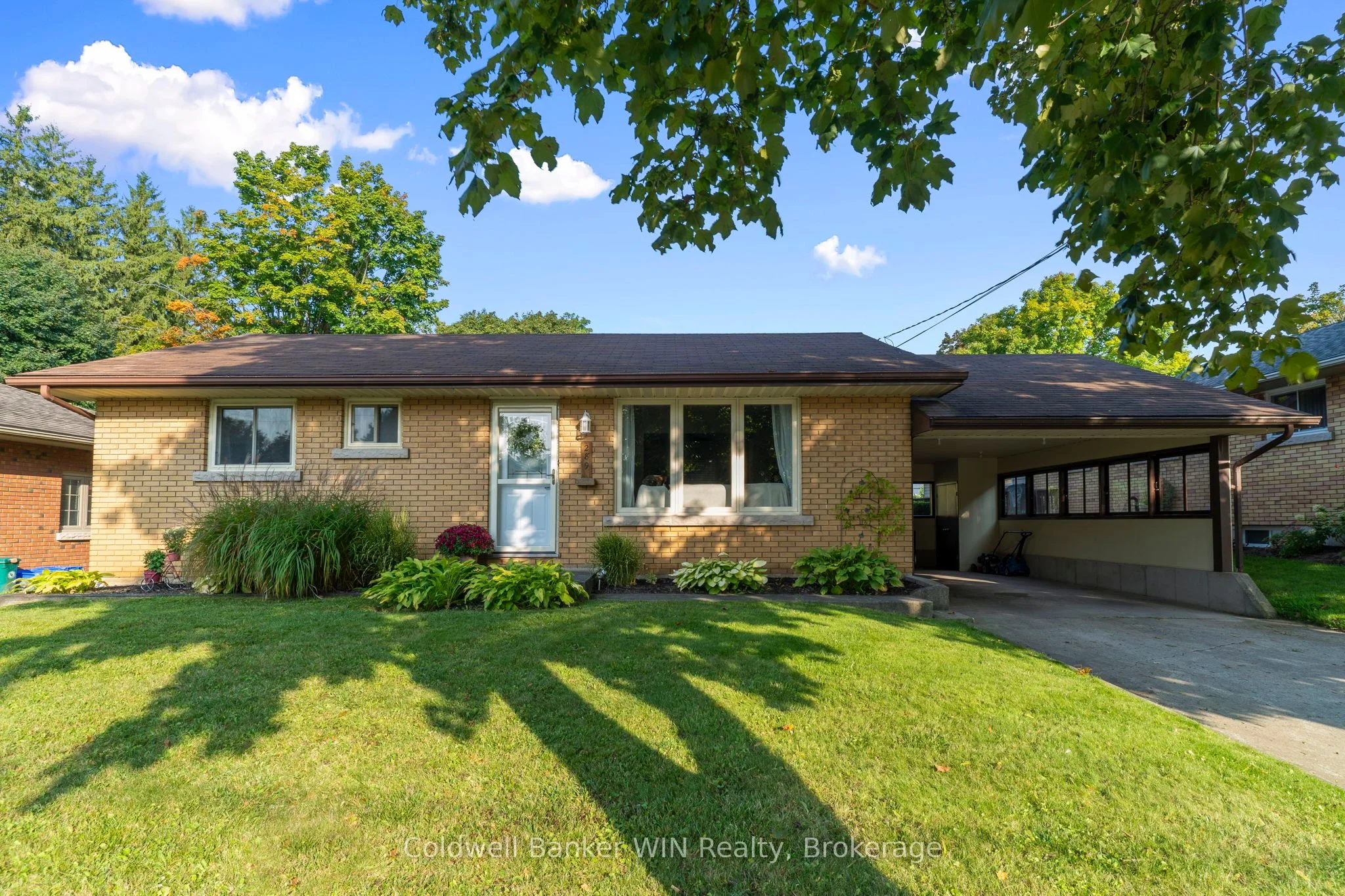 289 Birmingham Street E, Wellington North, ON N0G 2L2