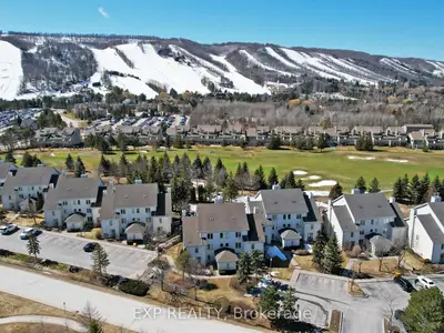 Common Element Condo in Blue Mountains