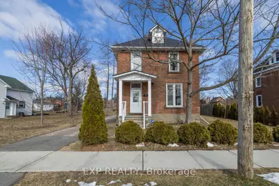 Detached in Carleton Place