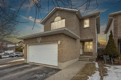 2133 Swanfield Street, Kingston, On K7m 0a9