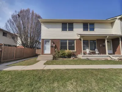 51 Sholto Drive 100, London South, On N6e 2h9