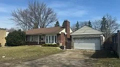 1326 Highbury Avenue, London East, ON N5Y 4W9