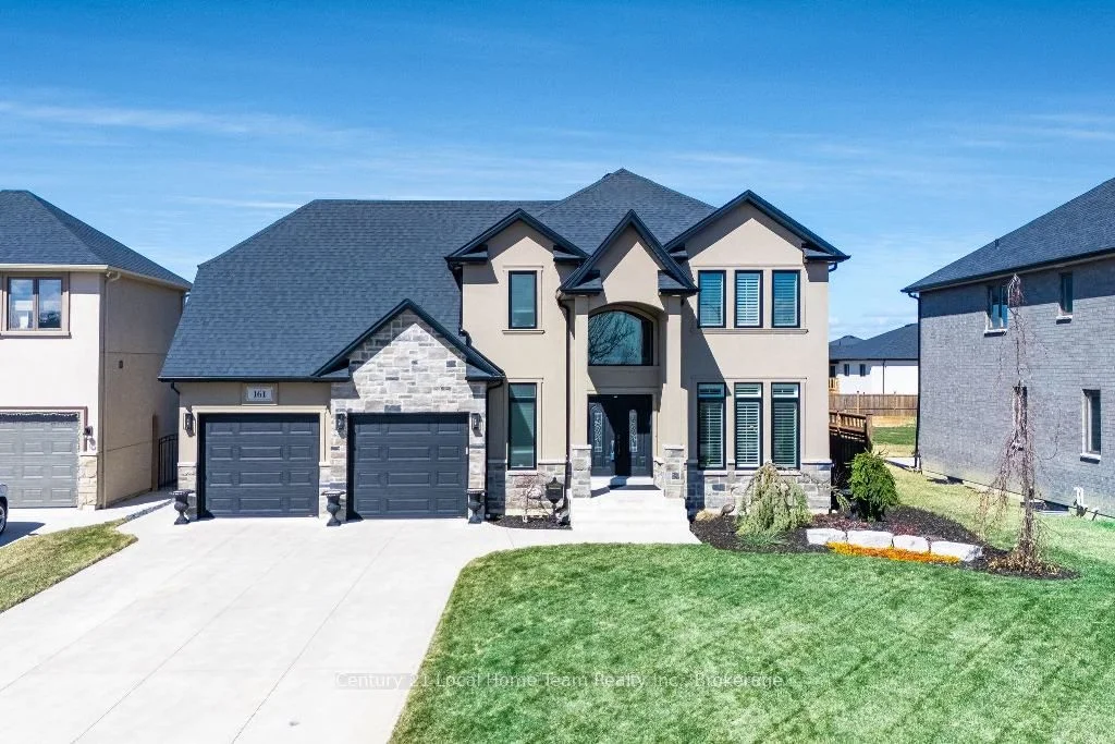 Detached in Lakeshore