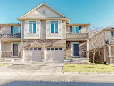 Condo Townhouse in London North