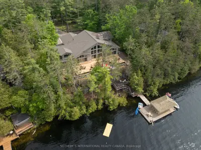 Detached in Trent Lakes