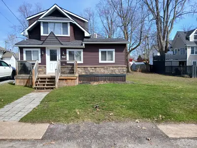 Detached in Fort Erie