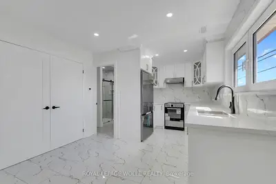 Upper Level in Kitchener