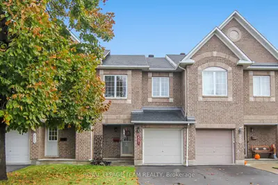 Att/Row/Townhouse in Orleans - Cumberland and Area