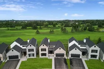 15 Trailway Circle, Stittsville - Munster - Richmond, On K2s 1b9