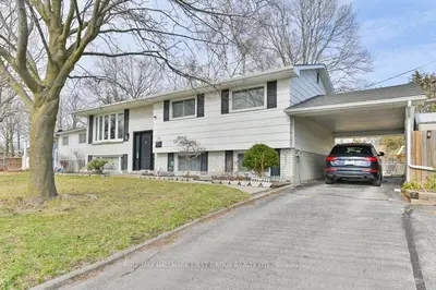 11 Westmount Court, Quinte West, On K8v 5t8
