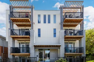 Condo Apartment in Carlington - Central Park