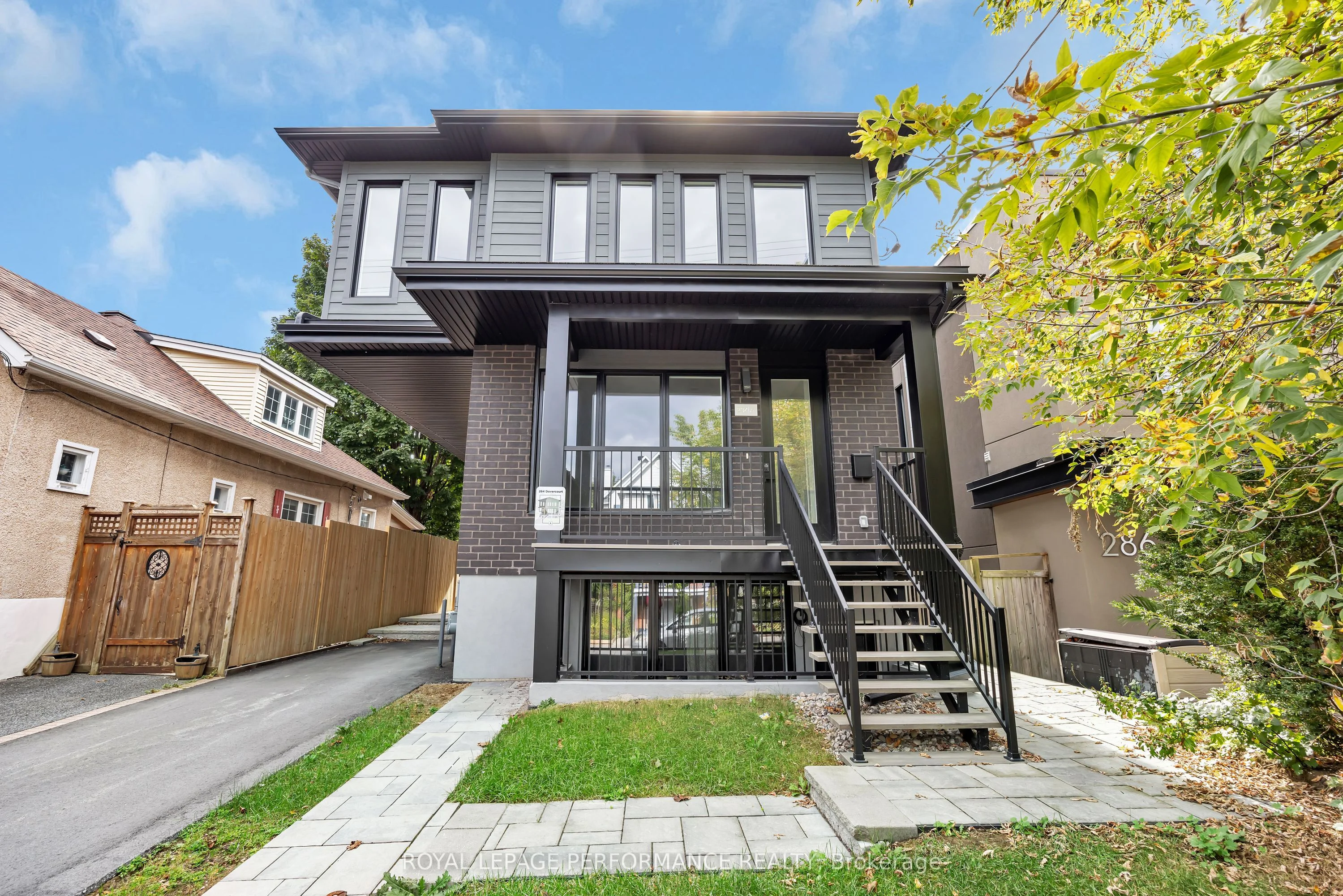 284 DOVERCOURT Avenue, Westboro - Hampton Park, ON K1Z 7H5