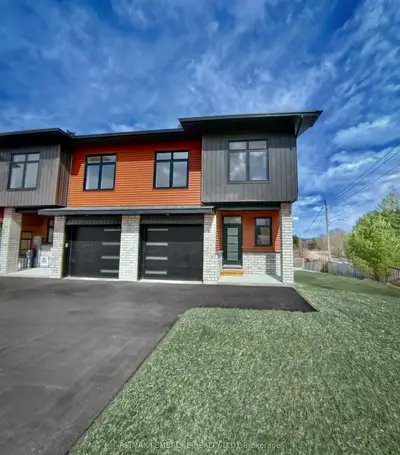 Att/Row/Townhouse in Petawawa