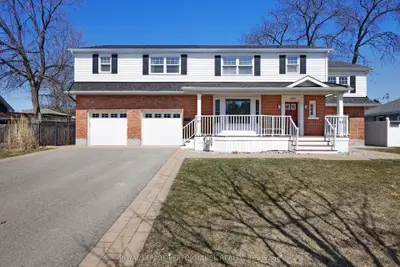 Detached in Alta Vista and Area