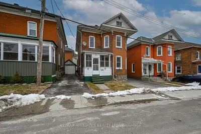 Detached in Smiths Falls